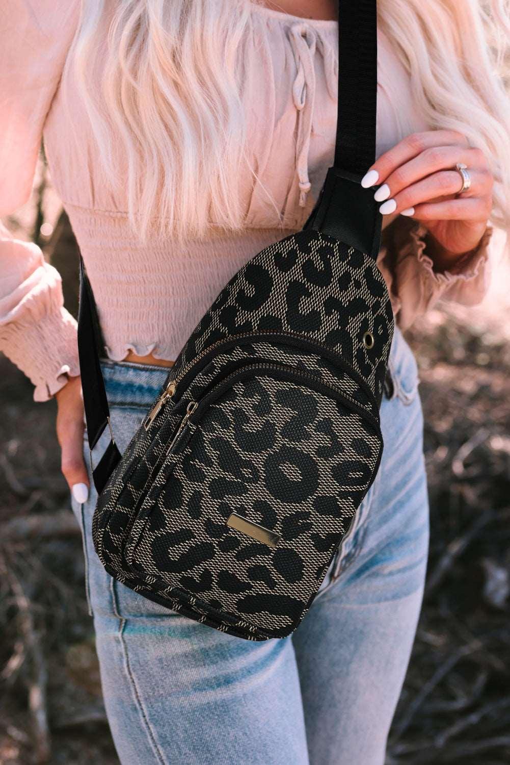 Woman's Leopard Printed PU Leather Zippered Fanny Pack Sling Bag - - Crossbody Bags