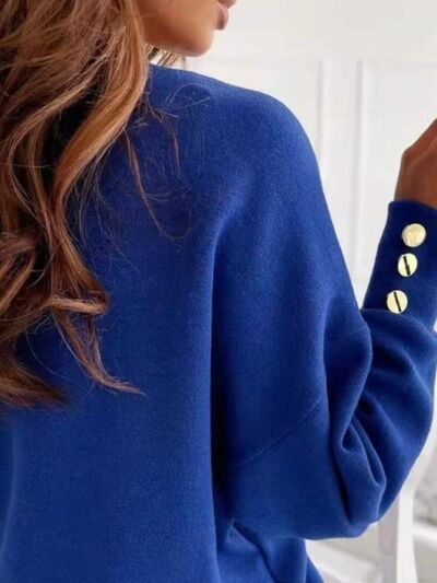 V-Neck Long Sleeve Sweatshirt - -