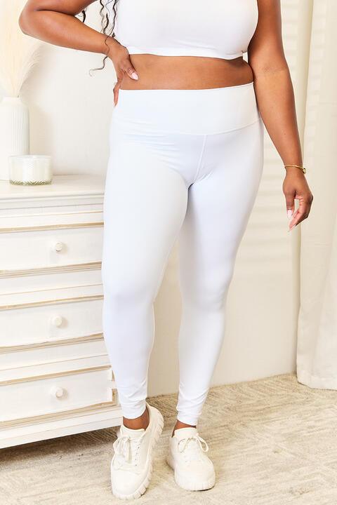 Wide Waistband Sports Leggings - - Leggings